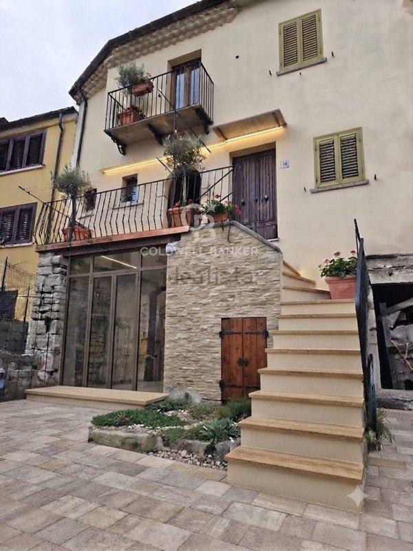 casa indipendente in vendita a Rionero Sannitico