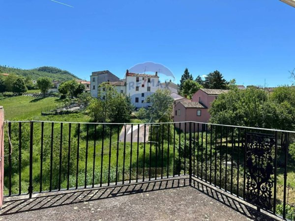 casa indipendente in vendita a Roccasicura