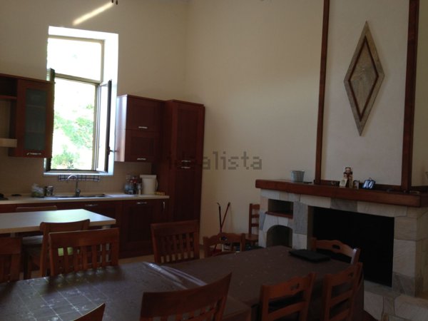 casa indipendente in vendita a Rocchetta a Volturno