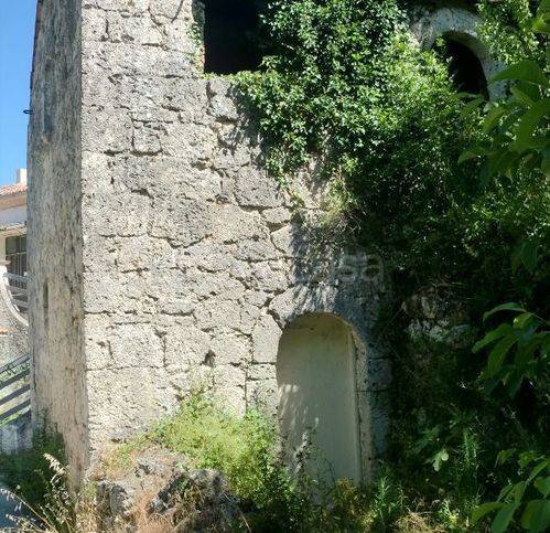 casa indipendente in vendita a Rocchetta a Volturno