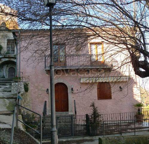 appartamento in vendita a Rocchetta a Volturno