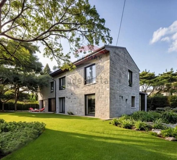 casale in vendita a Rocchetta a Volturno