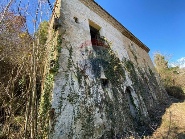 casa indipendente in vendita a Rocchetta a Volturno