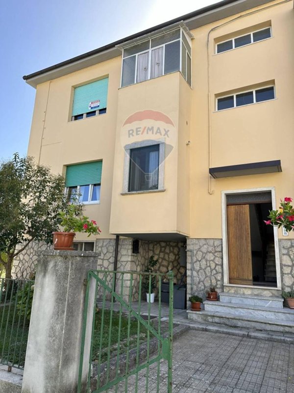 appartamento in vendita a Rocchetta a Volturno