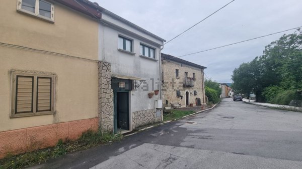 appartamento in vendita a Rocchetta a Volturno