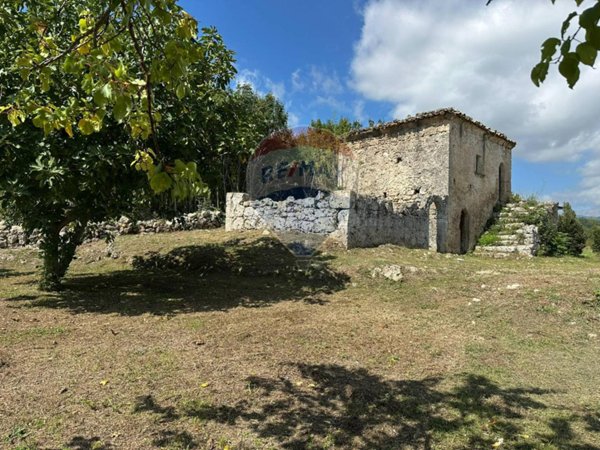 casale in vendita a Rocchetta a Volturno