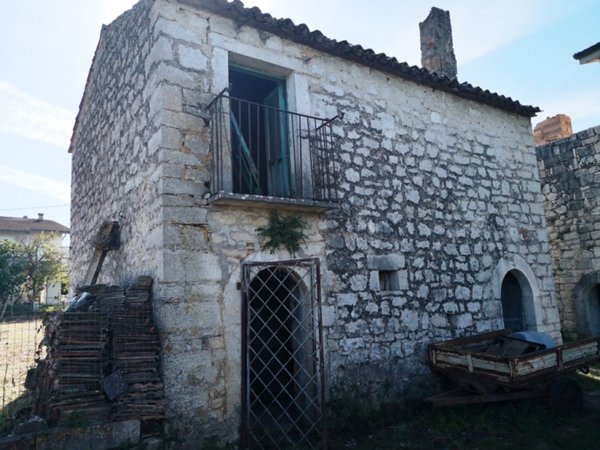 casa indipendente in vendita a Sant'Agapito
