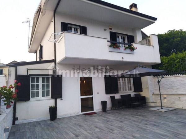 casa indipendente in vendita a Sant'Agapito