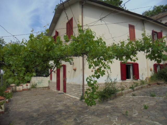 casa indipendente in vendita a Santa Maria del Molise