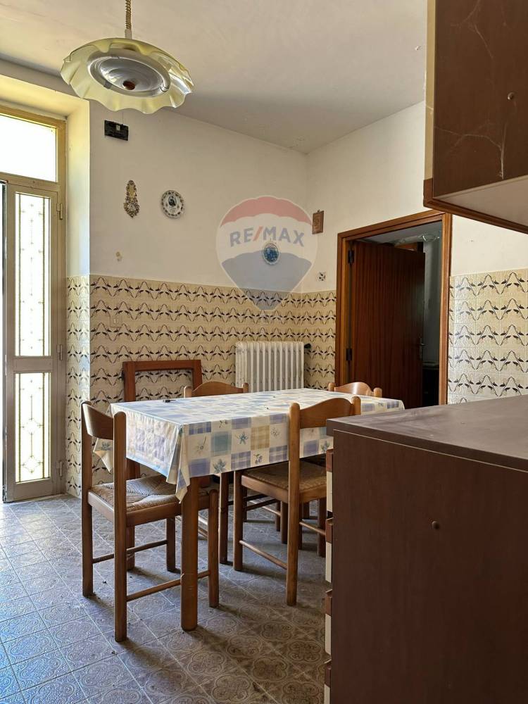 casa indipendente in vendita a Scapoli in zona Padulo