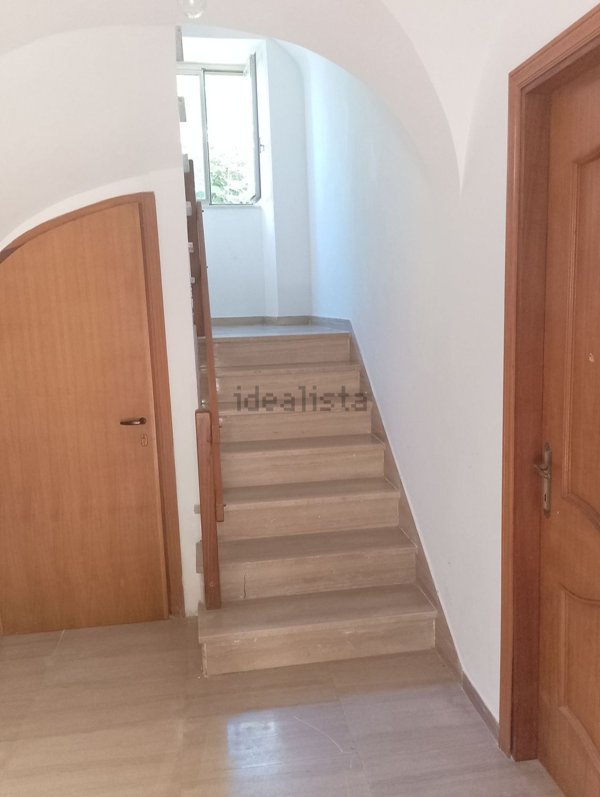 casa indipendente in vendita a Scapoli