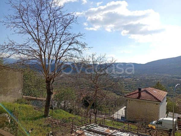 casa indipendente in vendita a Sessano del Molise