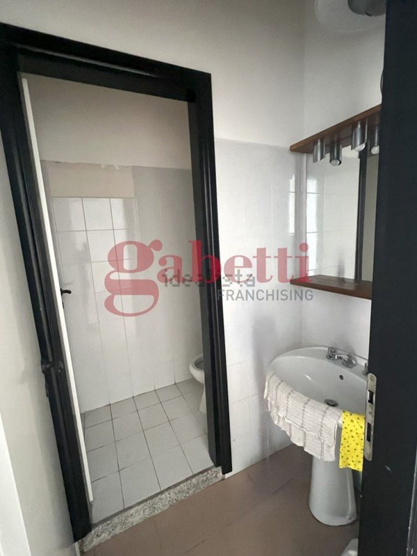 locale commerciale in vendita a Venafro