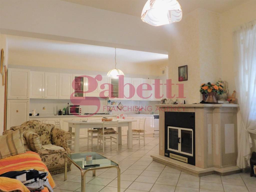 casa indipendente in vendita a Venafro in zona Ceppagna