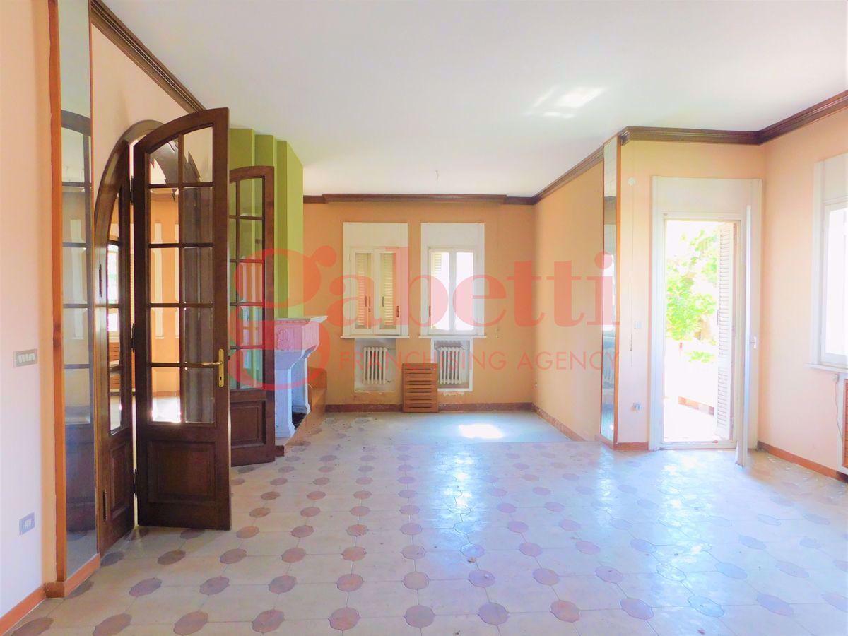 casa indipendente in vendita a Venafro