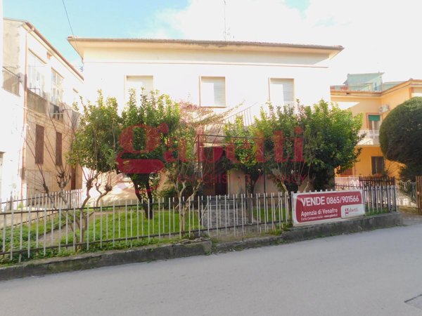 casa indipendente in vendita a Venafro
