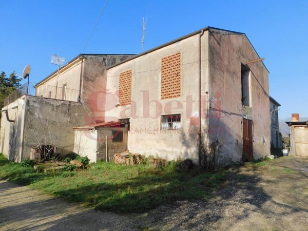 negozio in vendita a Venafro
