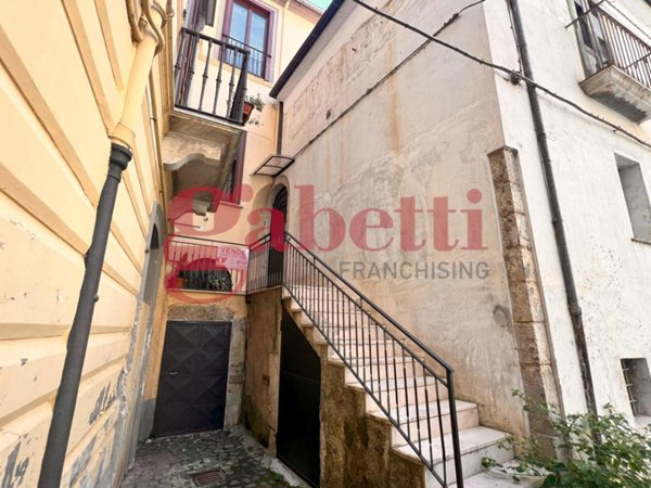 casa indipendente in vendita a Venafro