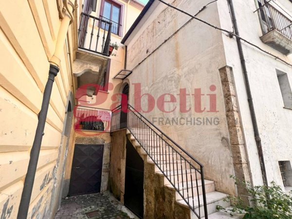 casa indipendente in vendita a Venafro