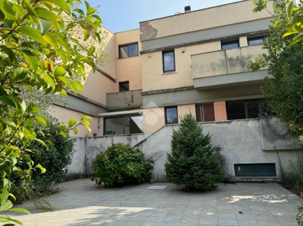 casa indipendente in vendita a Venafro