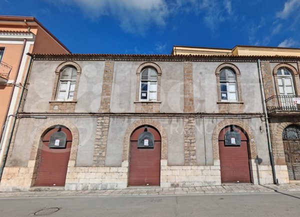 casa indipendente in vendita a Venafro