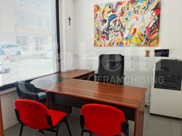 locale commerciale in vendita a Venafro