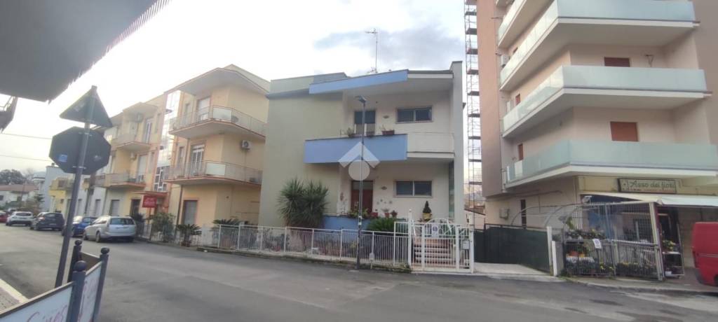 casa indipendente in vendita a Venafro