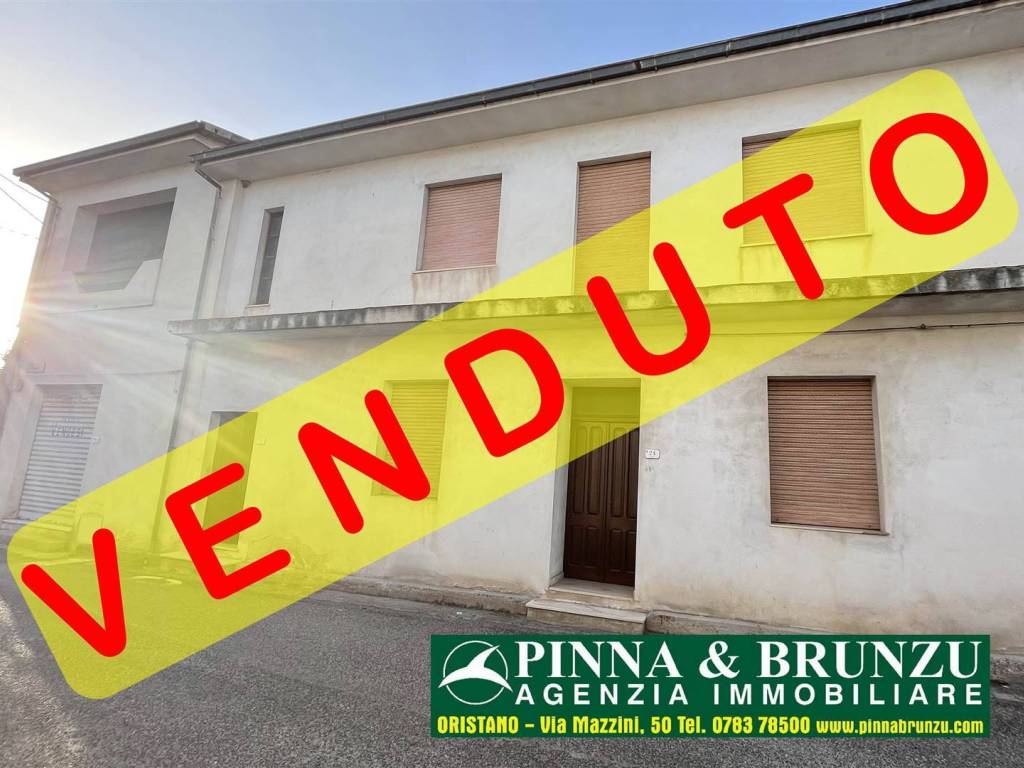 casa indipendente in vendita ad Abbasanta