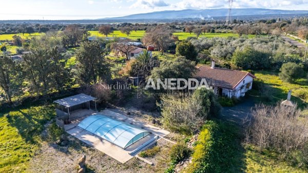 casa indipendente in vendita ad Abbasanta