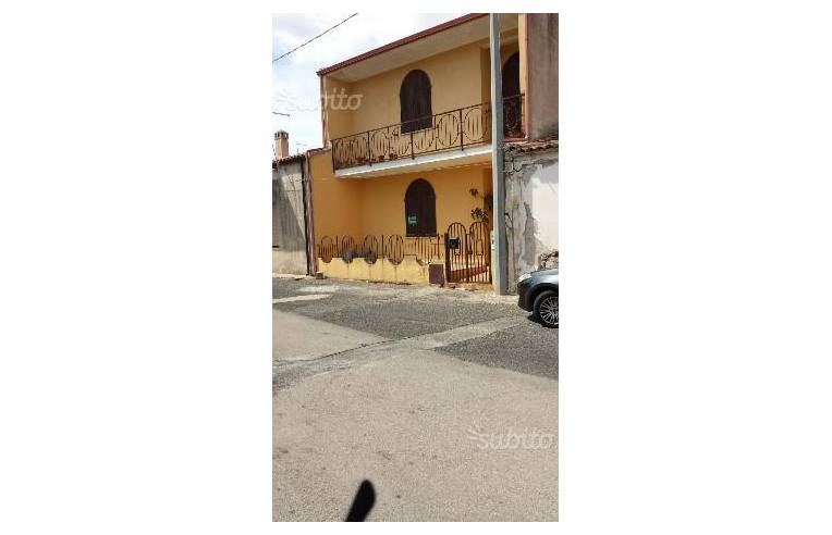 casa indipendente in vendita ad Abbasanta