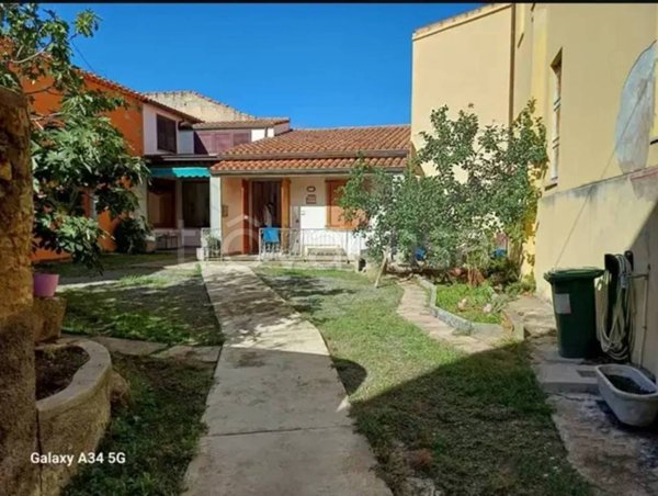 casa indipendente in vendita ad Ales