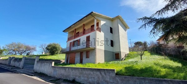 casa indipendente in vendita ad Ales