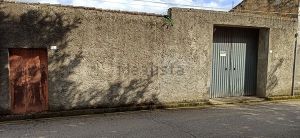 terreno edificabile in vendita ad Ales