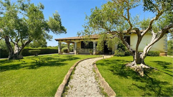 casa indipendente in vendita ad Arborea