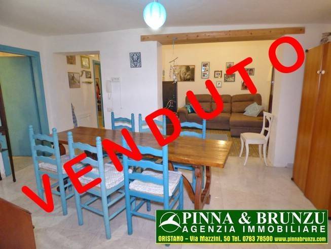 casa indipendente in vendita a Baratili San Pietro