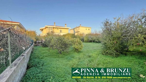 casa indipendente in vendita a Baratili San Pietro