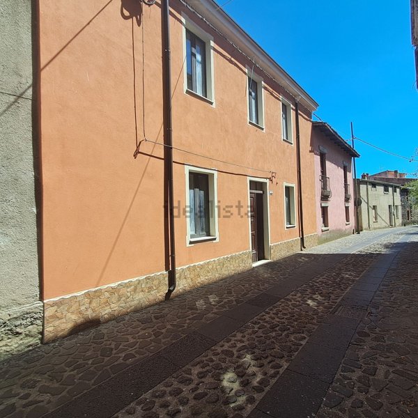 casa indipendente in vendita a Bonarcado