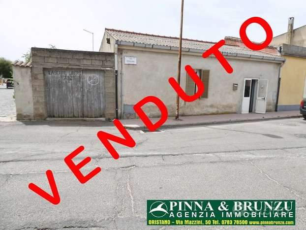 casa indipendente in vendita a Cabras