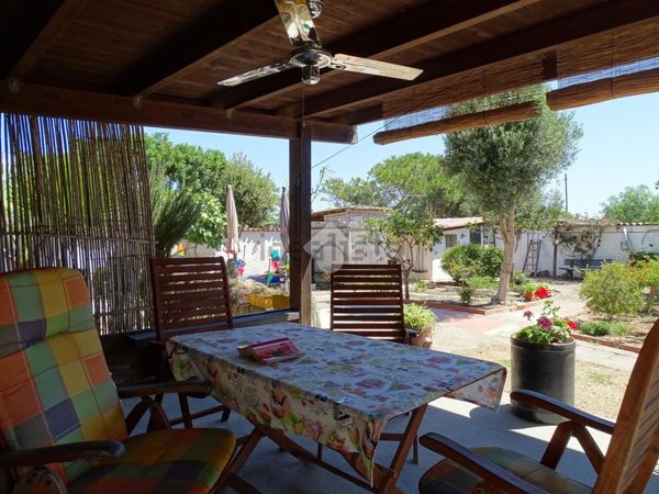 casa indipendente in vendita a Cabras in zona San Giovanni di Sinis