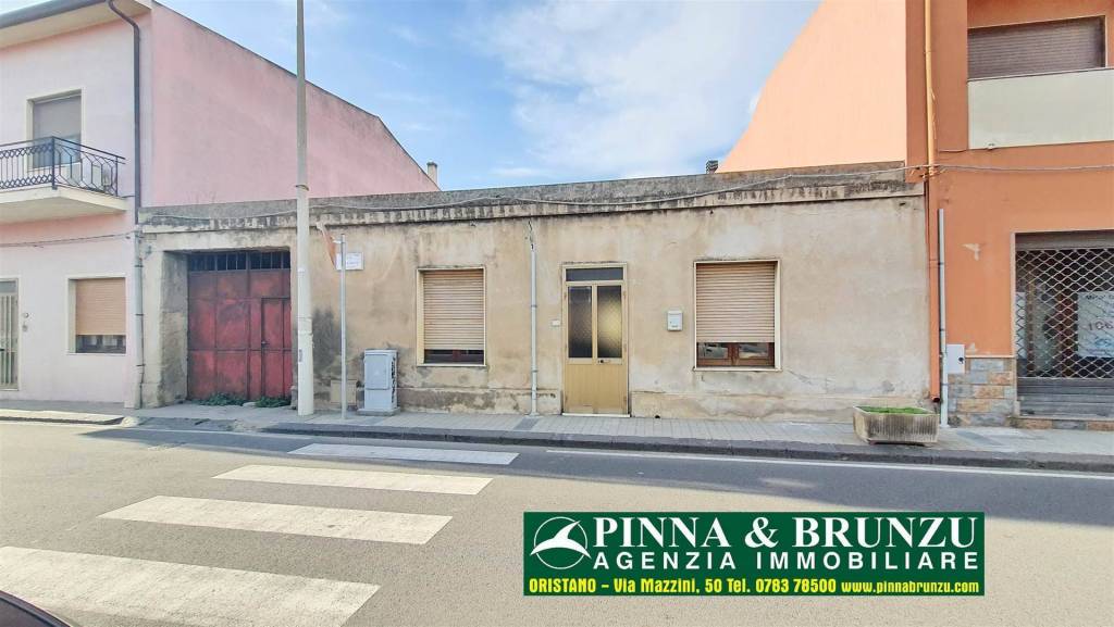casa indipendente in vendita a Cabras
