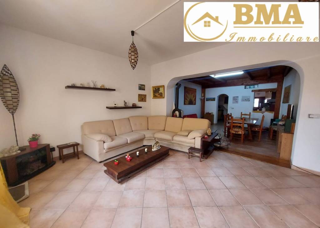 casa indipendente in vendita a Cabras