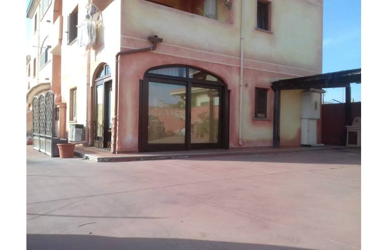 casa indipendente in vendita a Cabras