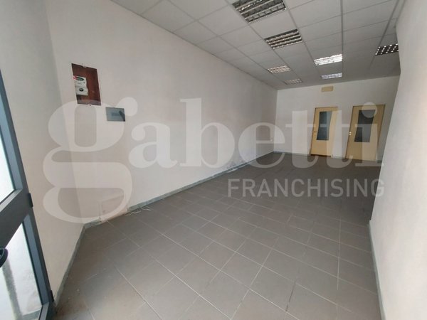 negozio in vendita a Cabras