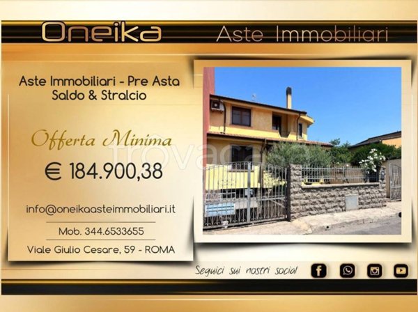 casa indipendente in vendita a Cabras in zona Solanas