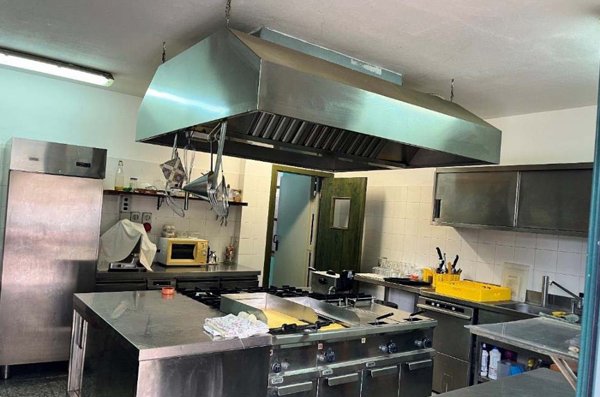 negozio in vendita a Cabras