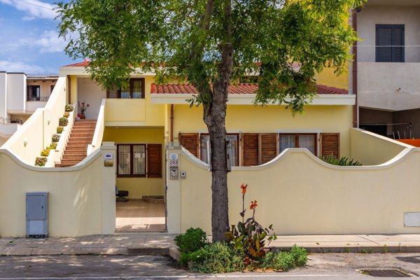 casa indipendente in vendita a Cabras