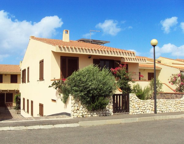 casa indipendente in vendita a Cabras