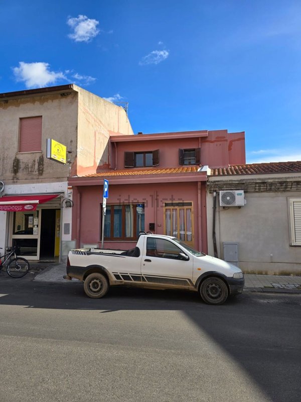 casa indipendente in vendita a Cabras