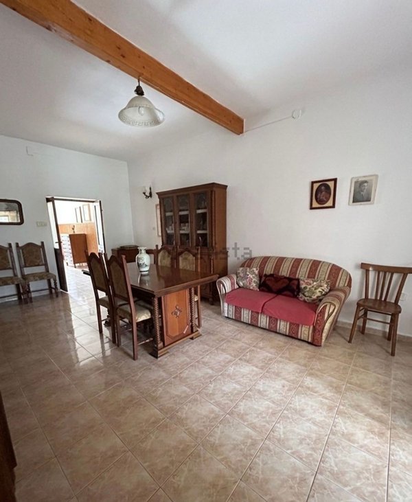 casa indipendente in vendita a Cabras