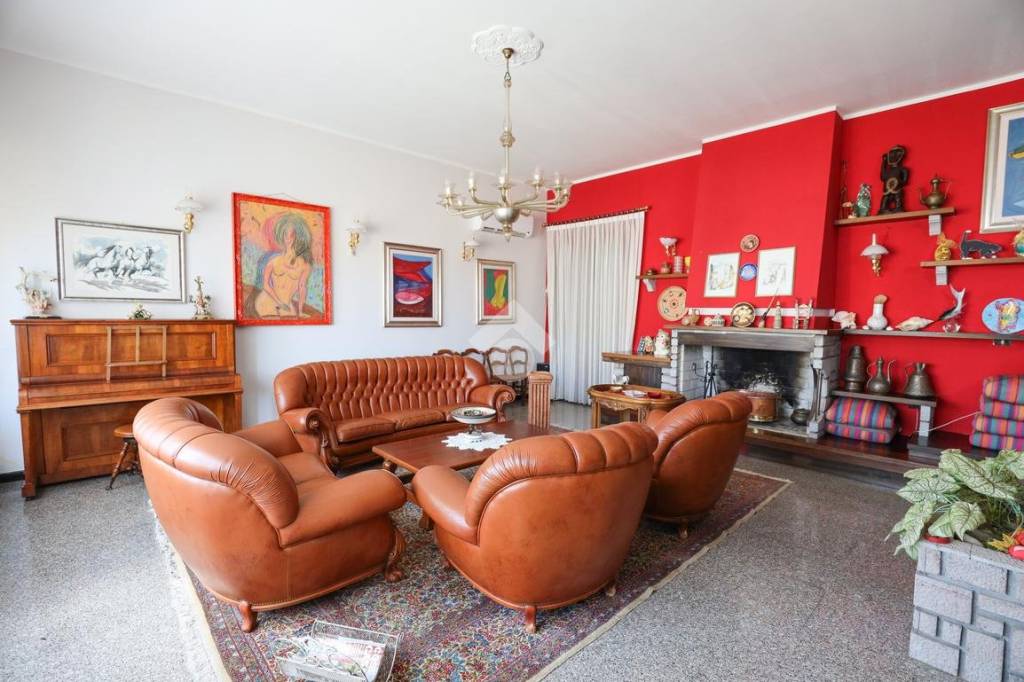 casa indipendente in vendita a Cabras